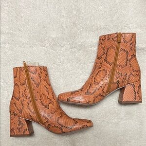 Steve Madden Tan Snakeskin Ankle Boots